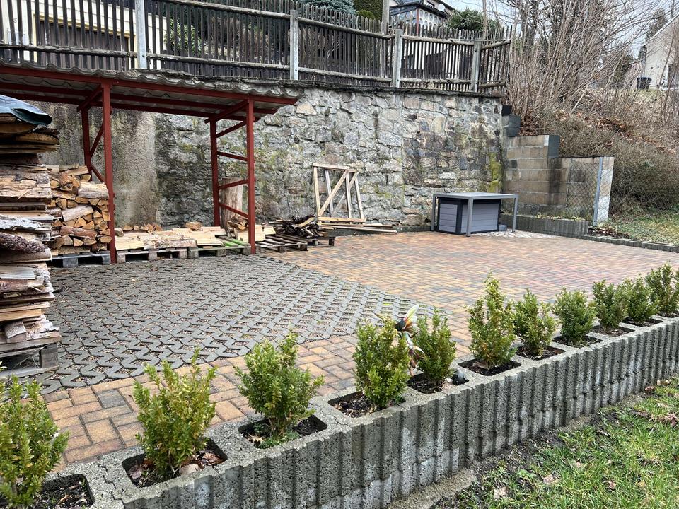 Hier können Sie wohnen und bekommen zusätzlich Mieteinnahmen! MFH als Kapitalanlage oder Eigenheim! – Bild 13