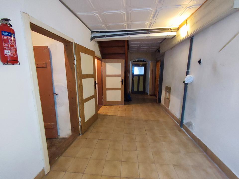 Großes 1-2 Familienhaus zum Selbstausbau! – Bild 10