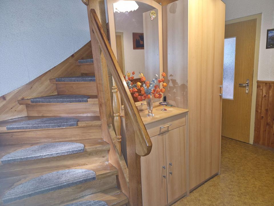 Wohnen im Erzgebirge: Einfamilienhaus mit Potenzial in Olbernhau! – Bild 6