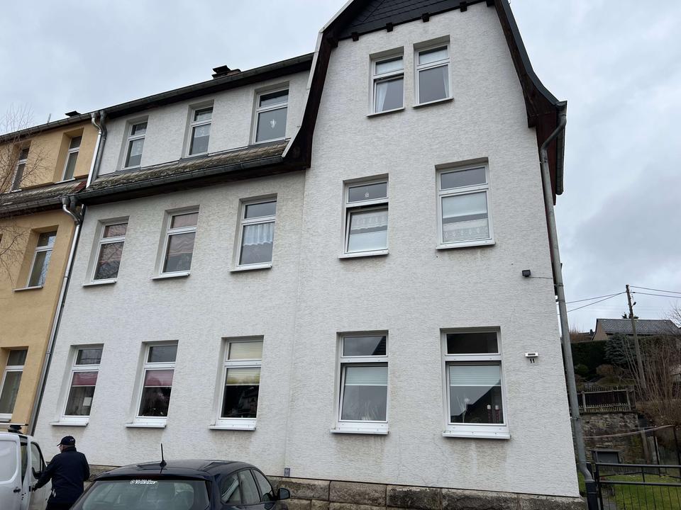 Hier können Sie wohnen und bekommen zusätzlich Mieteinnahmen! MFH als Kapitalanlage oder Eigenheim! – Bild 4