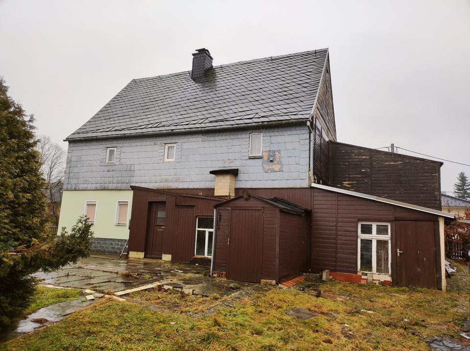 Großes 1-2 Familienhaus zum Selbstausbau! – Bild 2