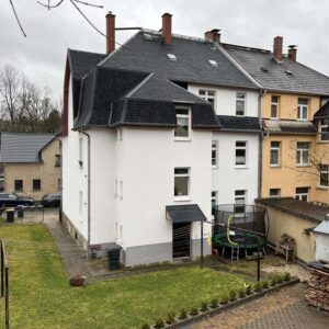 Hier können Sie wohnen und bekommen zusätzlich Mieteinnahmen! MFH als Kapitalanlage oder Eigenheim!