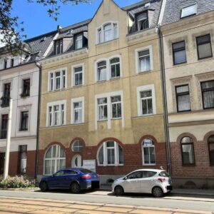 Schöne 4-Raumwohnung mit zwei Balkonen und Garten!