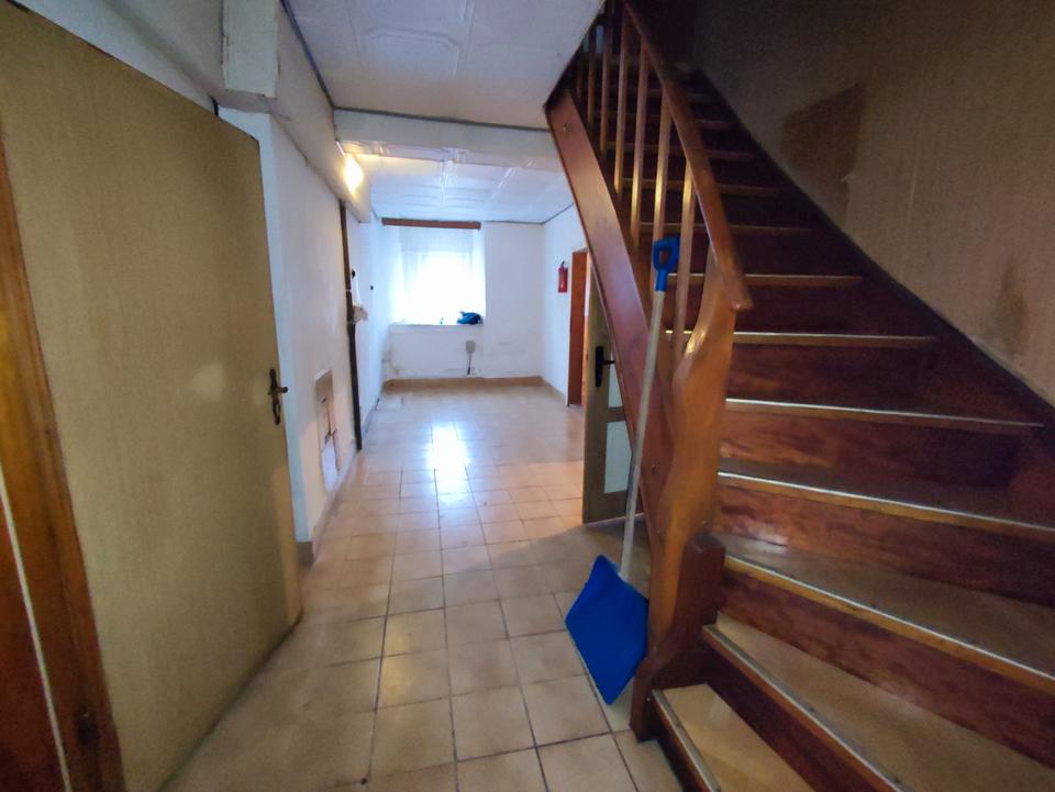 Großes 1-2 Familienhaus zum Selbstausbau! – Bild 9