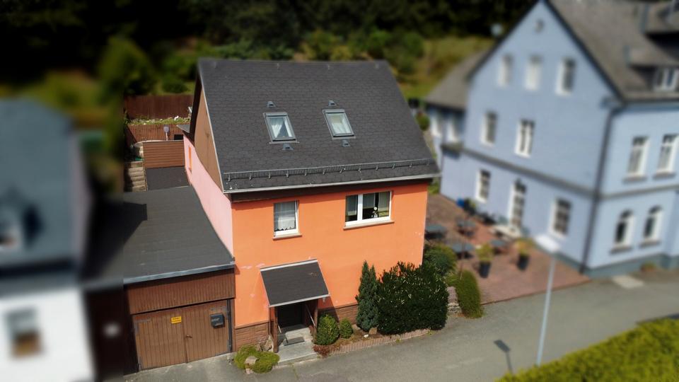 Koffer packen und sofort einziehen! Schönes Einfamilienhaus in Bad Schlema! – Bild 3