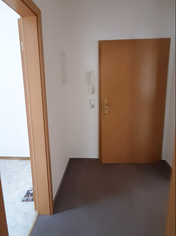 Kleine Wohnung in Sehma mit Stellplatz und Einbauküche – Bild 9