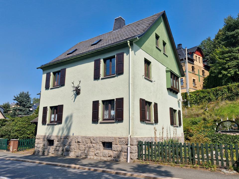 Viel Platz für die ganze Familie - schönes Haus in Zschorlau!