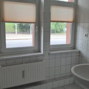 Kleine Wohnung in Sehma mit Stellplatz und Einbauküche