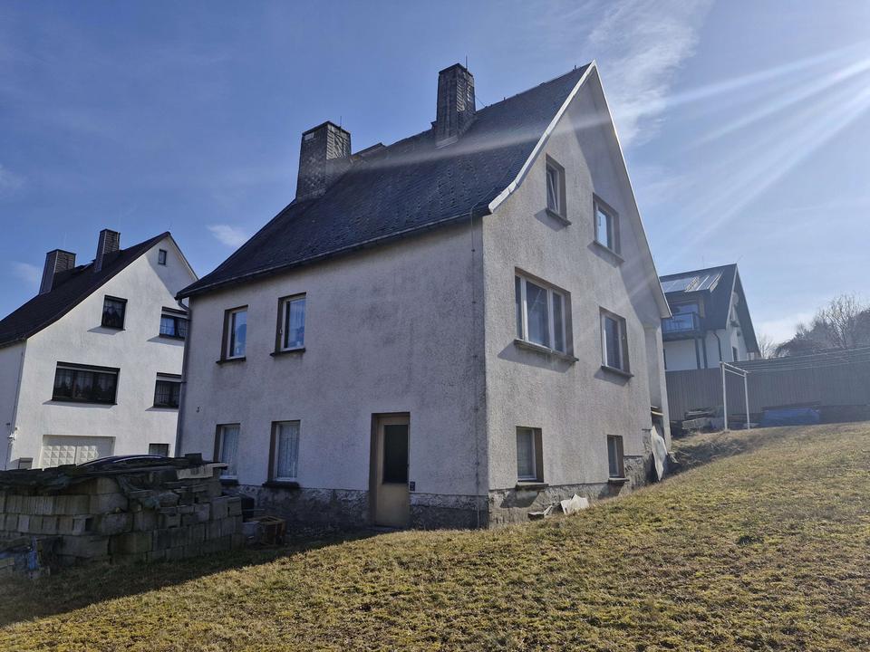 Wohnen im Erzgebirge: Einfamilienhaus mit Potenzial in Olbernhau! – Bild 2