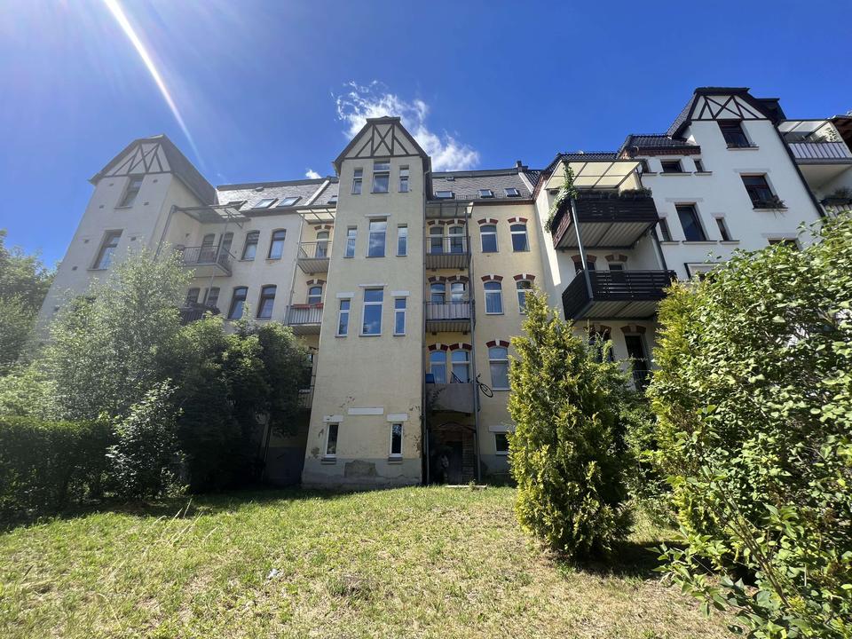 Schöne 4-Raumwohnung mit zwei Balkonen und Garten! – Bild 3