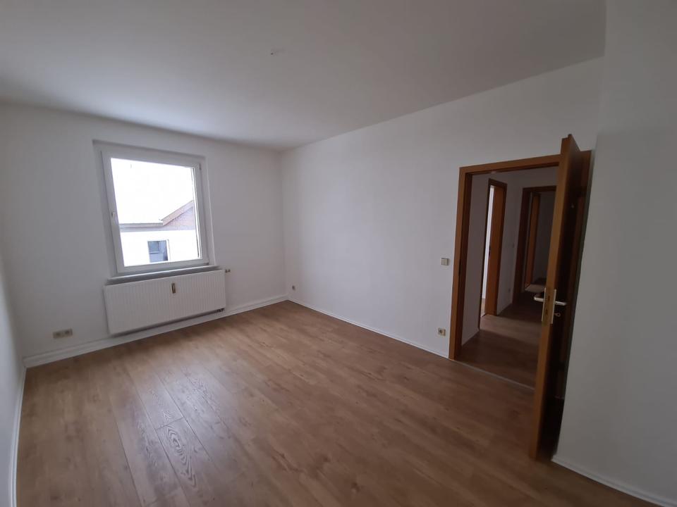 Wohnen im Grünen-auf Wunsch mit Einbauküche! – Bild 6