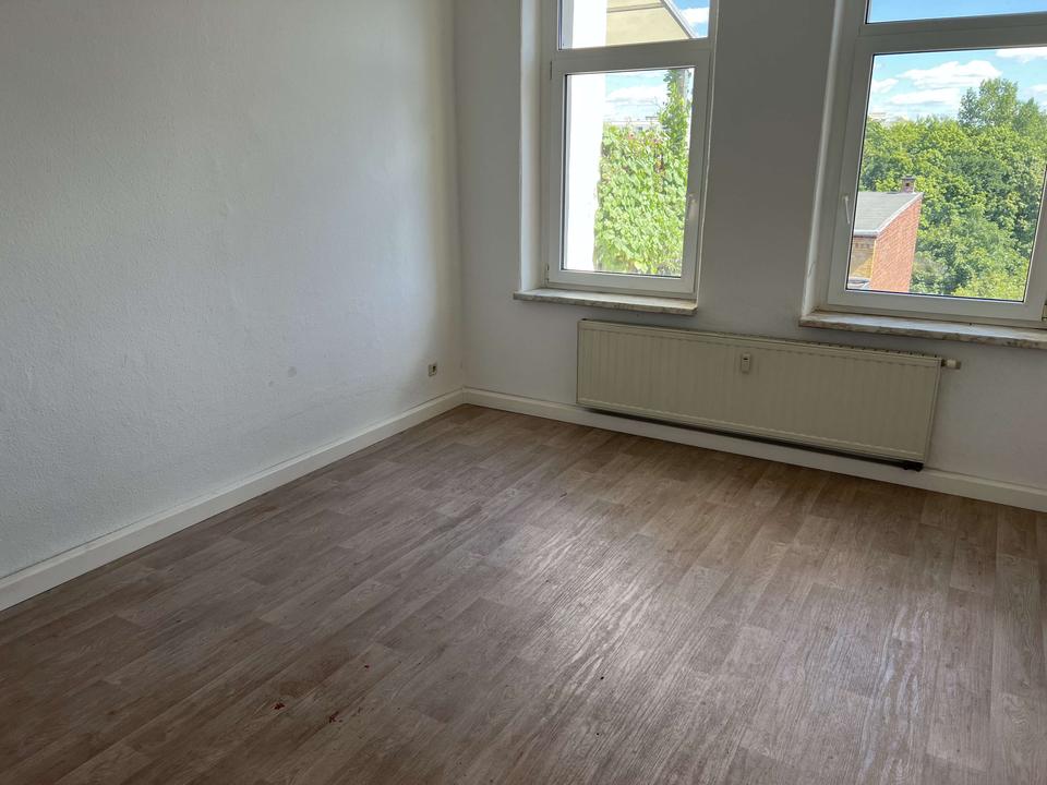 Schöne 4-Raumwohnung mit zwei Balkonen und Garten! – Bild 13