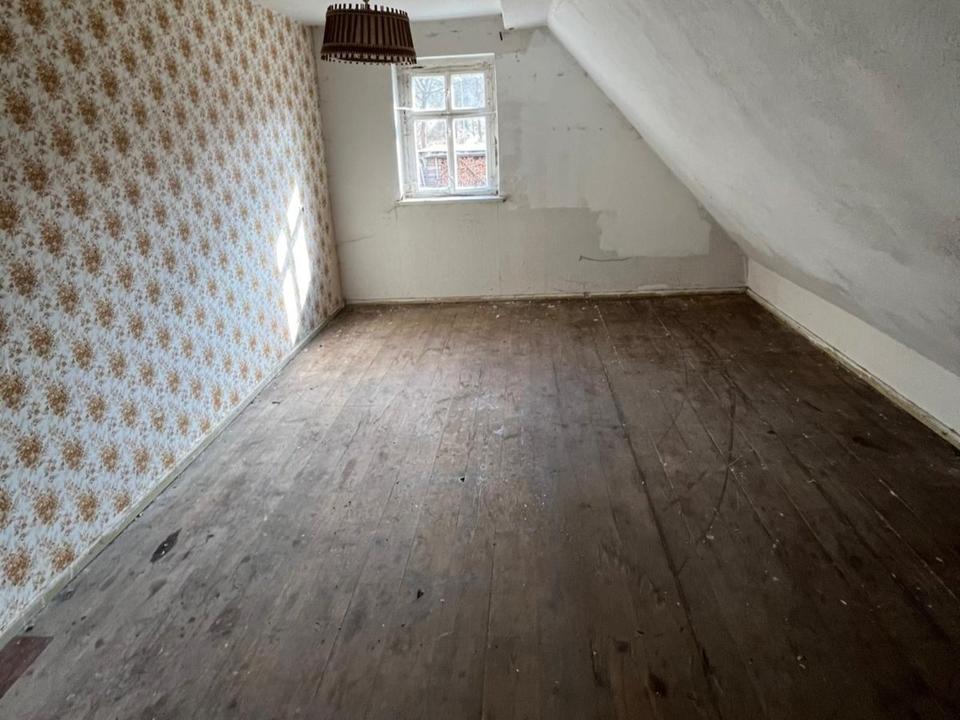 Baugrundstück mit Einfamilienhaus im schönen Sehmatal! – Bild 14