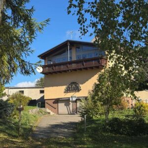 So viel Platz im neuen Zuhause! ETW mit Garten und Garagen!