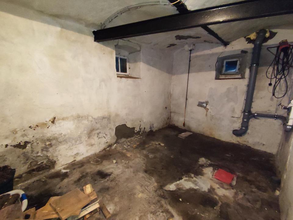 Großes 1-2 Familienhaus zum Selbstausbau! – Bild 15