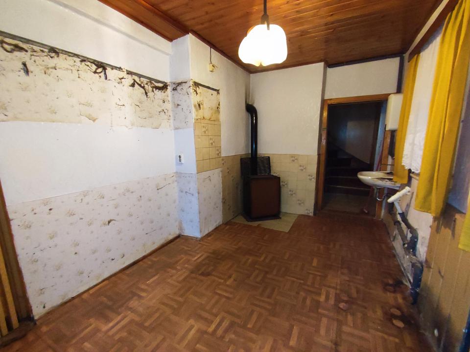 Großes 1-2 Familienhaus zum Selbstausbau! – Bild 14