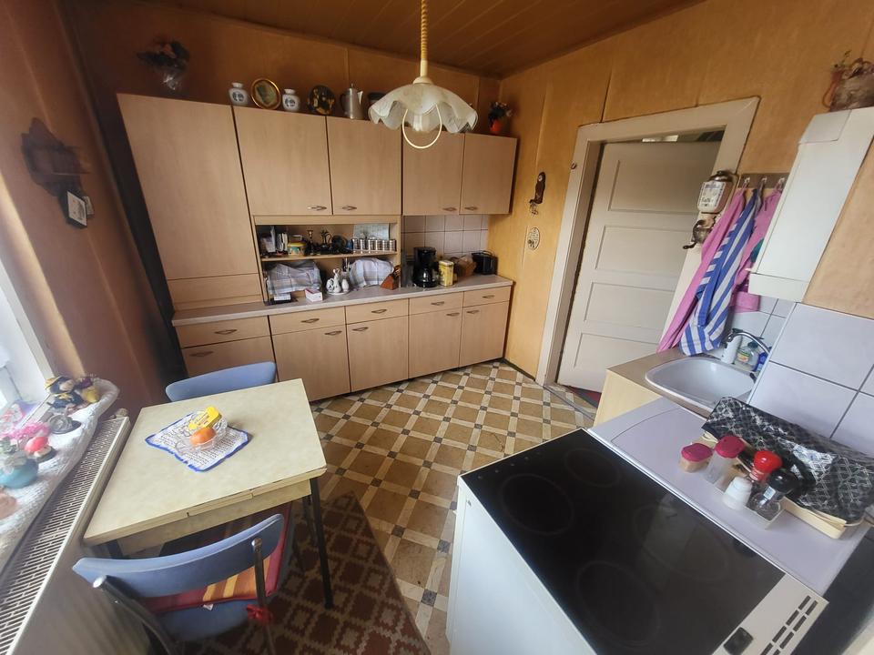 Kleines Einfamilienhaus im Erzgebirge zum sanieren! – Bild 7